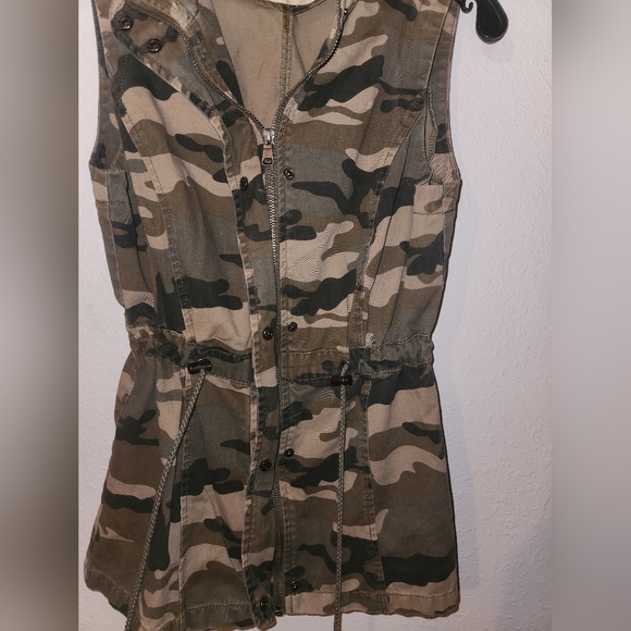 Ci Sono green Camouflage Vest - Picture 2 of 5